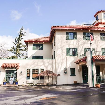 Columbia Gorge Hotel & Spa 胡德里弗 外观 照片