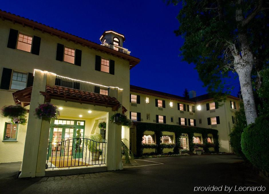 Columbia Gorge Hotel & Spa 胡德里弗 外观 照片