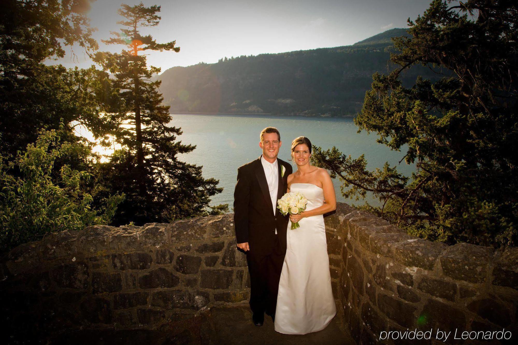 Columbia Gorge Hotel & Spa 胡德里弗 外观 照片