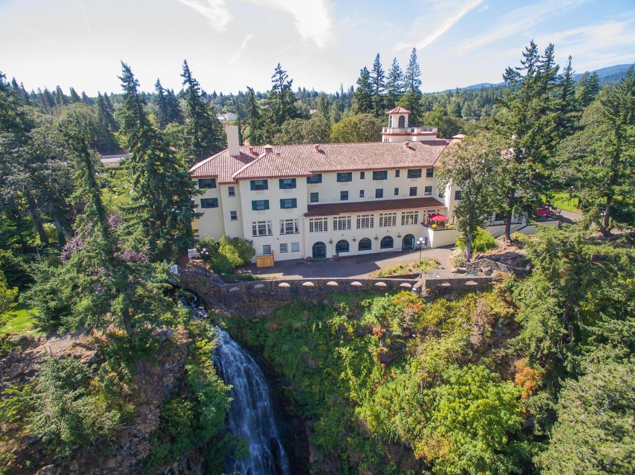 Columbia Gorge Hotel & Spa 胡德里弗 外观 照片