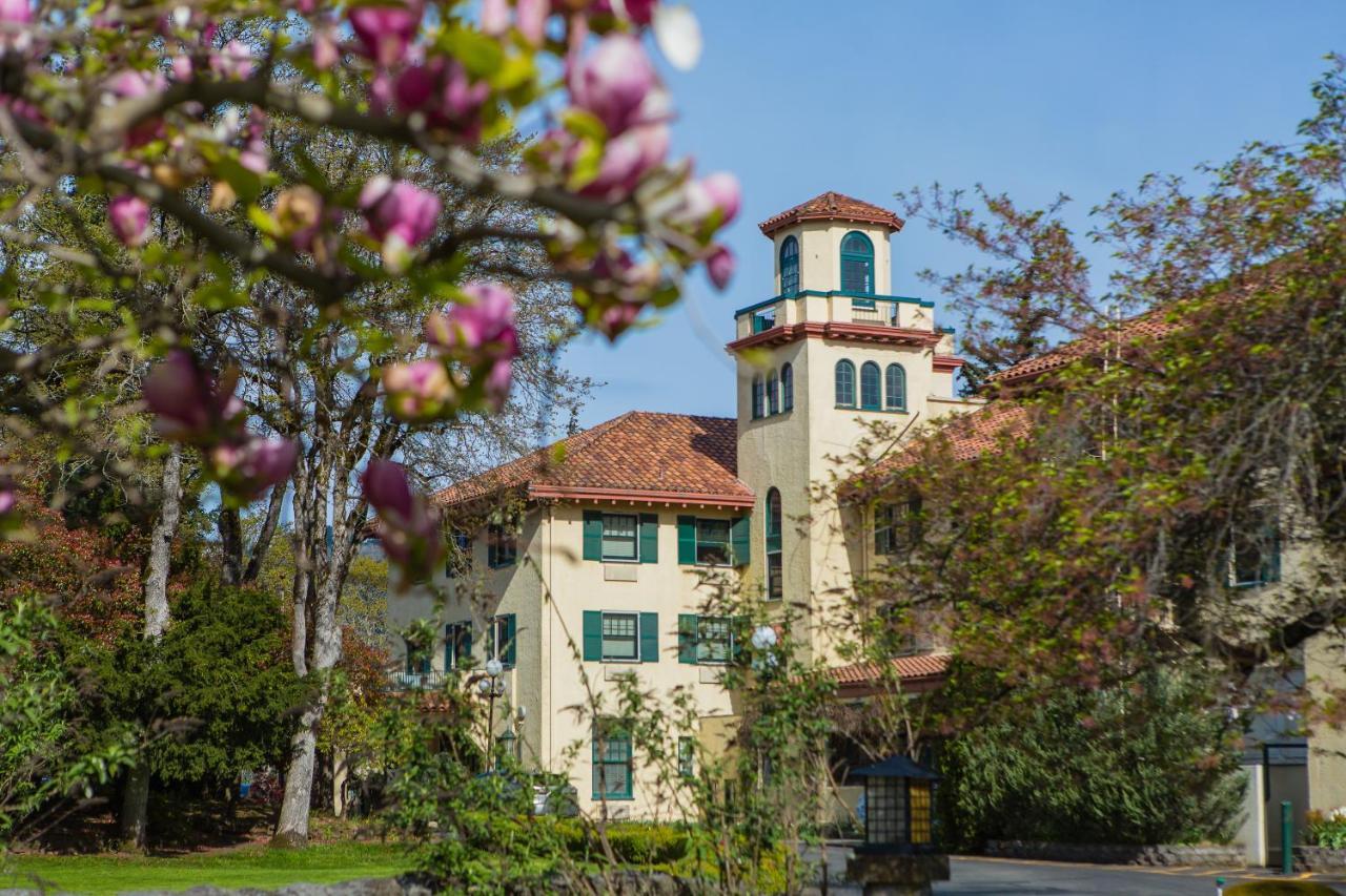 Columbia Gorge Hotel & Spa 胡德里弗 外观 照片